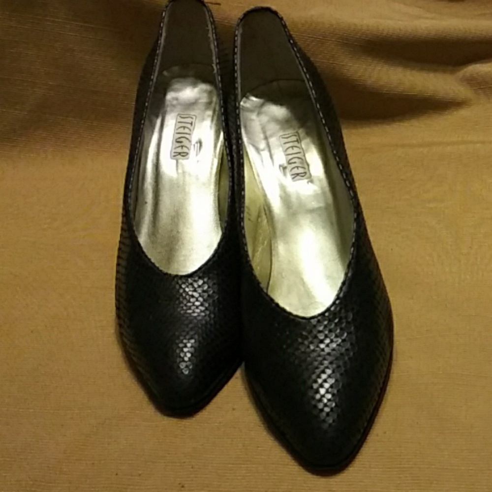 Stelgers snake skin shoes